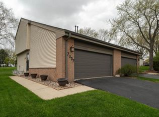 Camelot Trails Condominium Cor, Oak Creek, WI 53154
