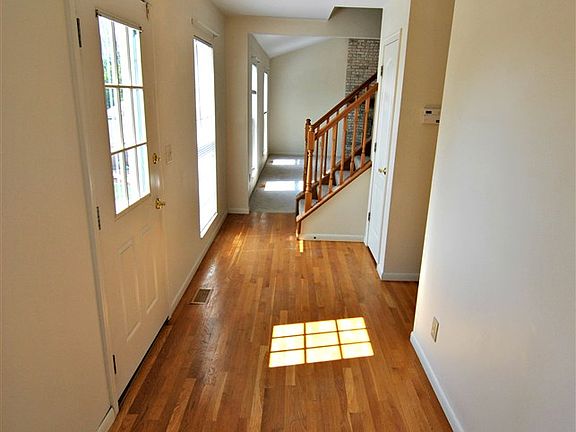 2nd image of 6219 Greyoaks Dr