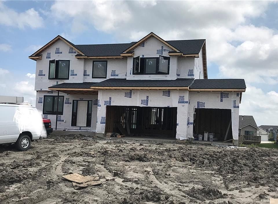 1st image of 2525 7th Avenue Ct SW