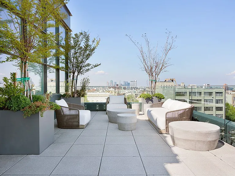 338 Berry St #1B — Photo 12