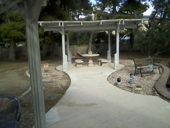2nd image of 5606 Birchwood Cir