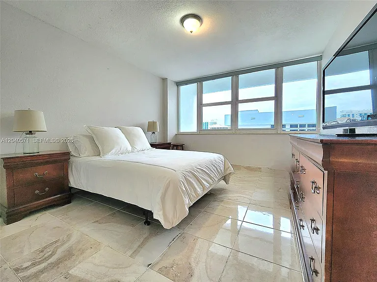 2030 S Ocean Dr #2204 — Photo 13