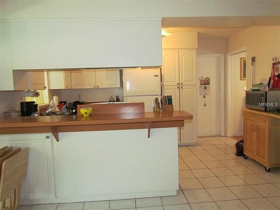 5th image of 224 79th Ave NE