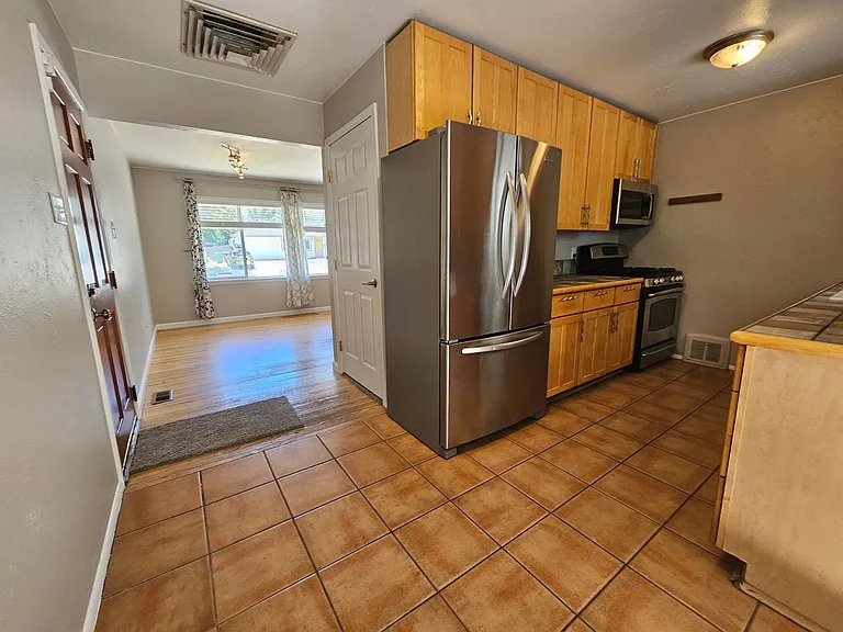 5629 E Minnesota Dr — Photo 12