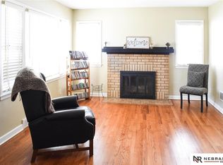 5104 Pacific St, Omaha, NE 68106