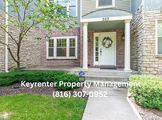 207 W 34th St, Kansas City, MO 64111