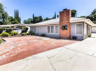 22054 Independencia St, Woodland Hills, CA 91364