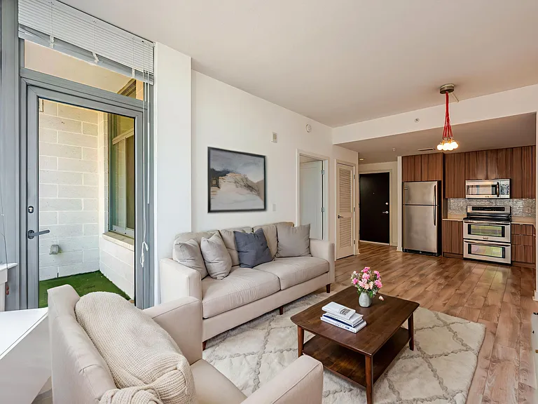 460 New York Ave NW #501 — Photo 1