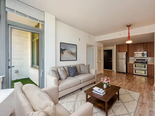 460 New York Ave NW Unit 501, Washington, DC 20001