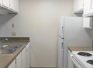 English Gardens Apartments, Seattle, WA 98148