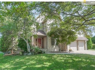 12807 Lucille St, Overland Park, KS 66213