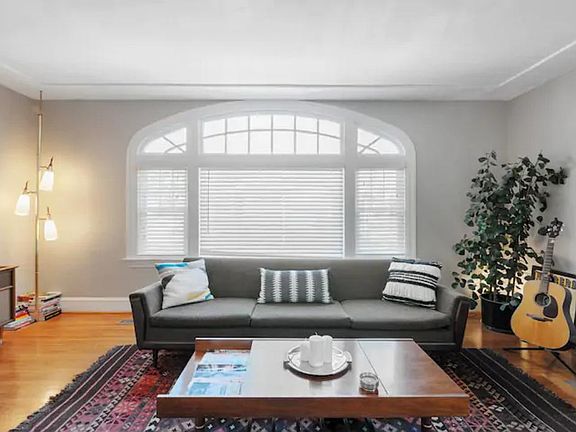 4th image of 3000 Millsbrae Ave