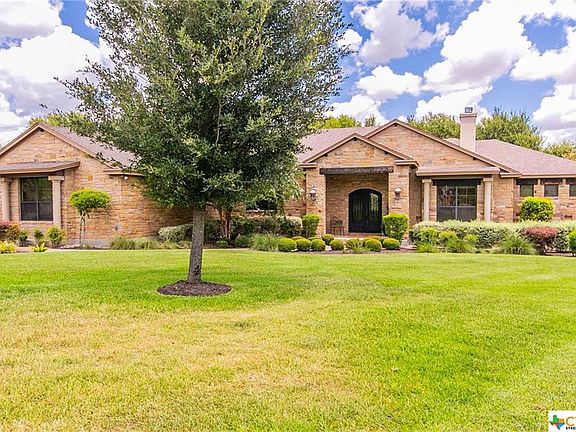 2nd image of 2407 Canyon Springs Dr