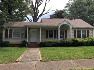 2441 Kenilworth Ave, Winston Salem, NC 27107