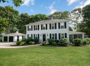 14 Tichnor Ct, Scituate, MA 02066