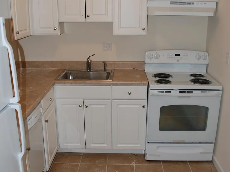57 Prospect St #23 — Photo 8