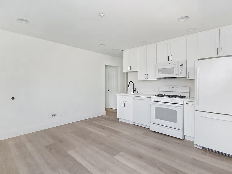 143 Esperanza Ave — Photo 7
