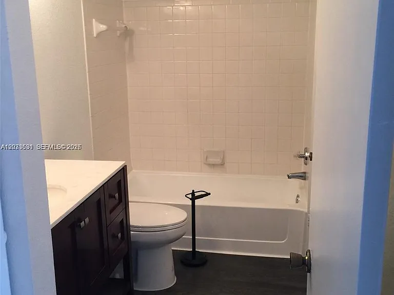 13060 Vista Isles Dr #222 — Photo 17