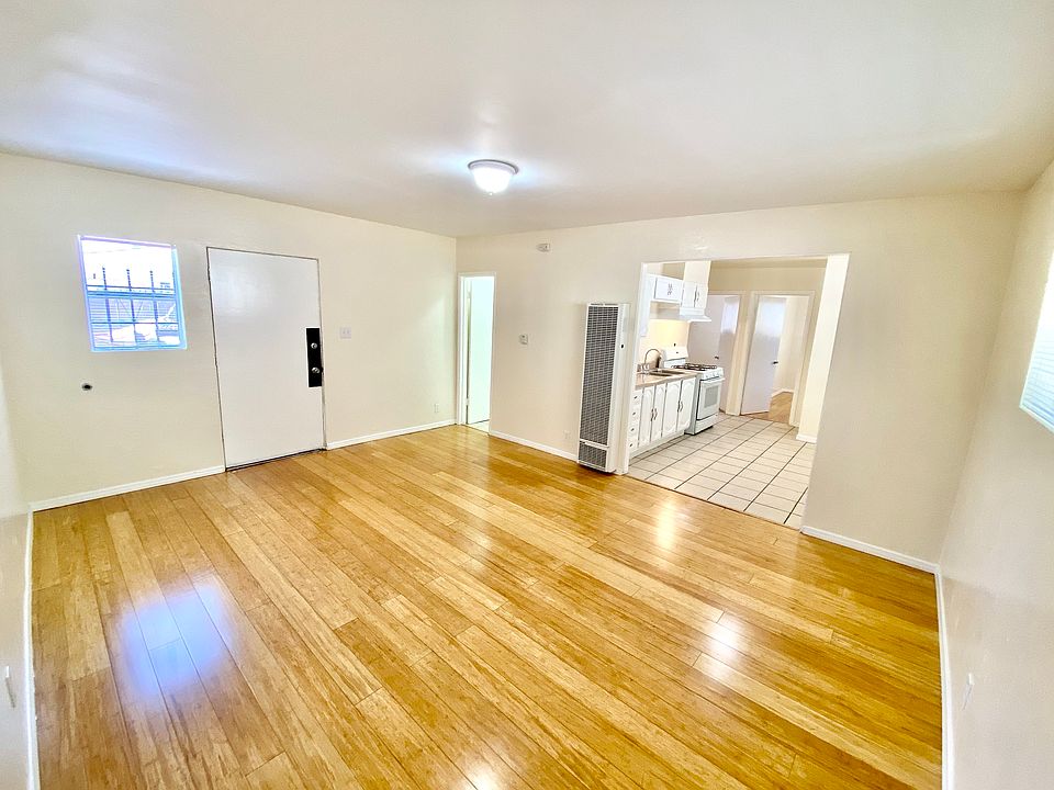 1st image of 1532 Locust Ave