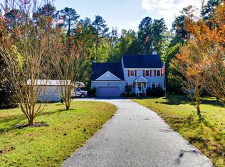 18136 Morgarts Beach Rd, Smithfield, VA 23430