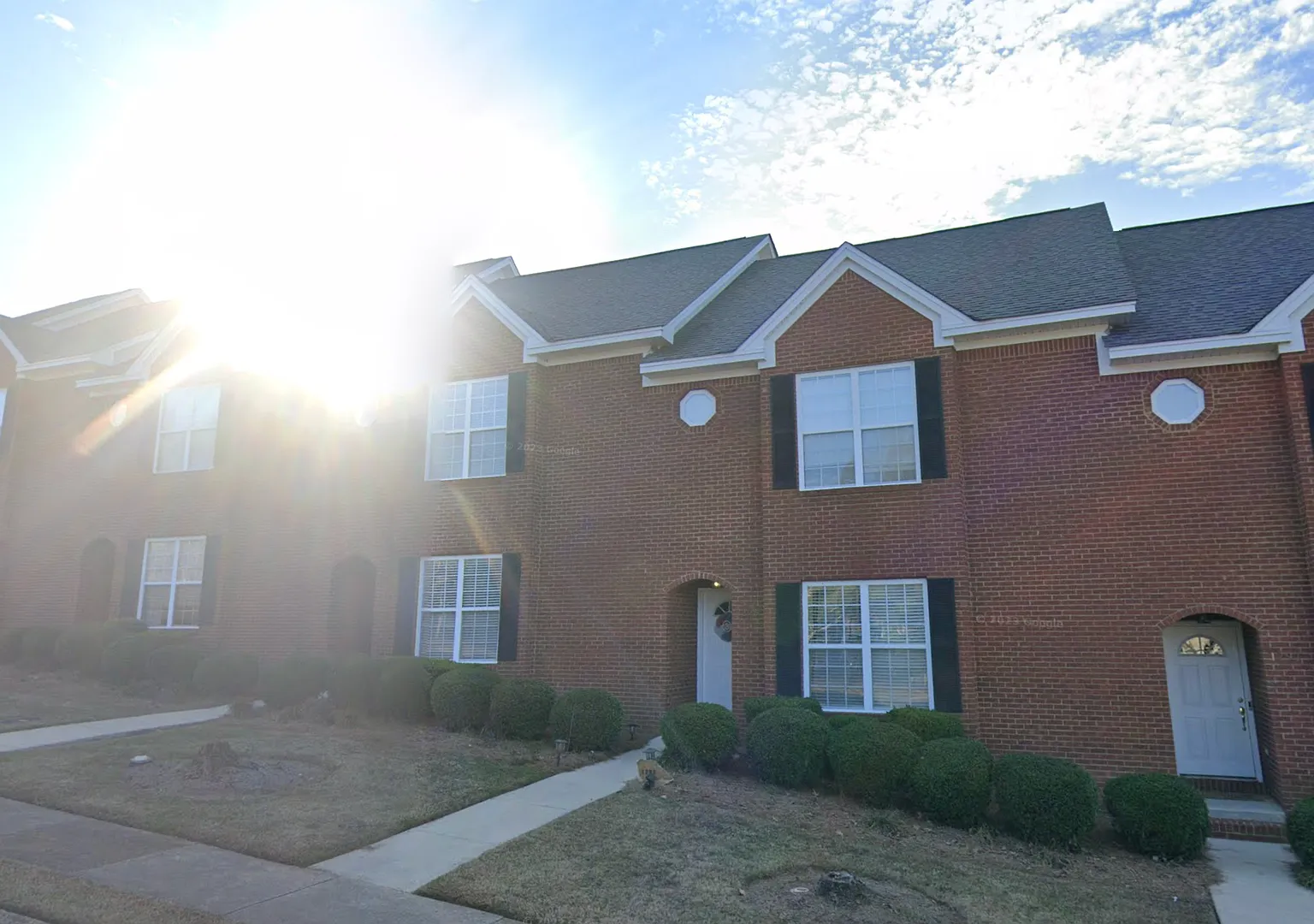 N. Dean Townhome — Photo 1