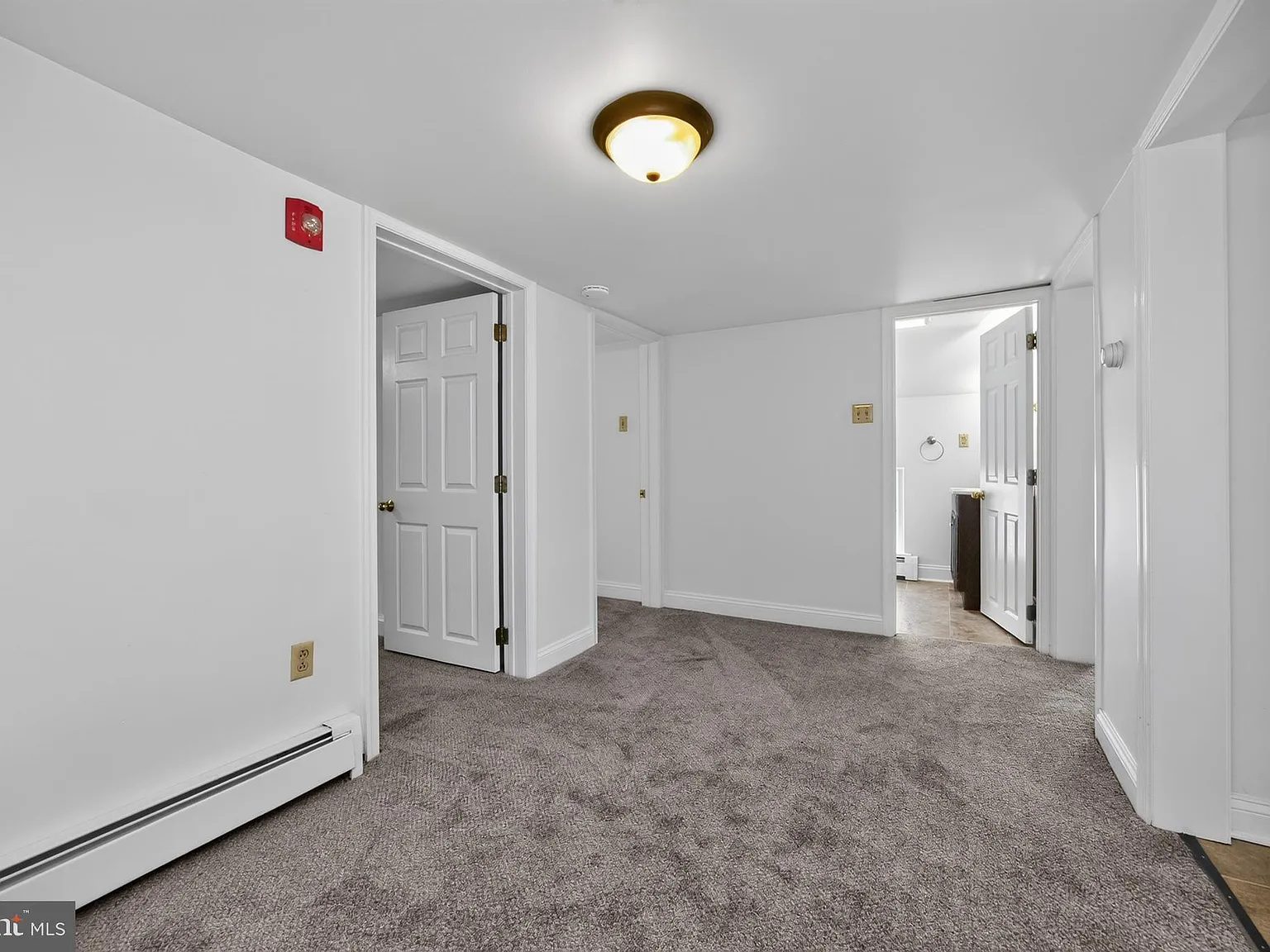 2 bed, 710 sqft, $1,250 — Photo 3