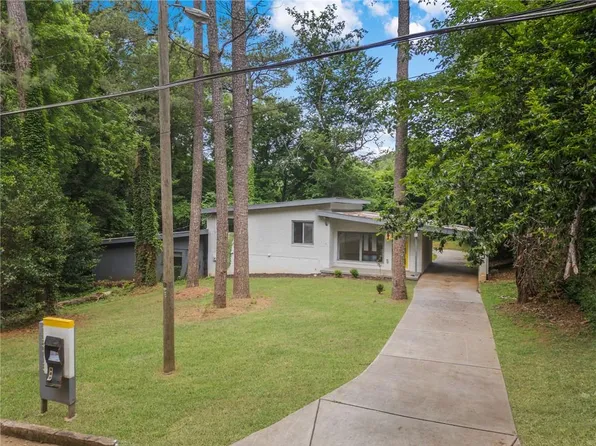 2575 Flagstone Dr SE, Atlanta, GA 30316