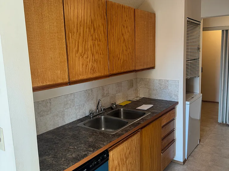 2515 1st Ave NW #1 — Photo 9
