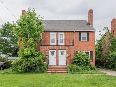 3837 Mayfield Rd, Cleveland Heights, OH, 44121