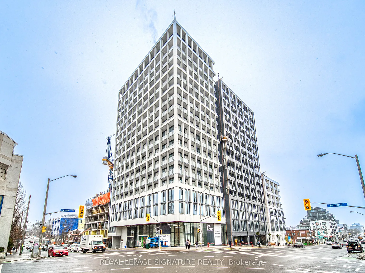4 bed, $4,150 — Photo 1