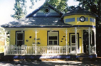 1st image of 1818 Wisteria Dr