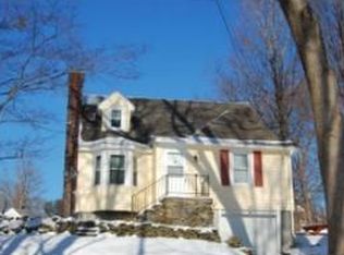 6 Willow Ln, Binghamton, NY 13901