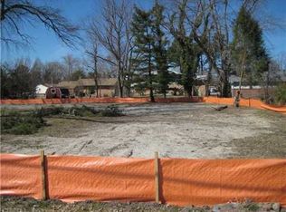 1105 Old Buckroe Rd, Hampton, VA 23663