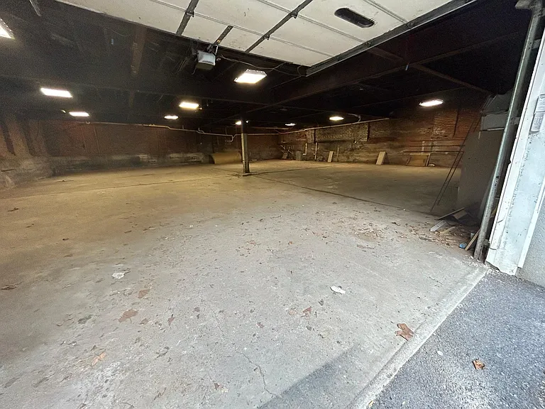 29 W 10th St #29B — Photo 5