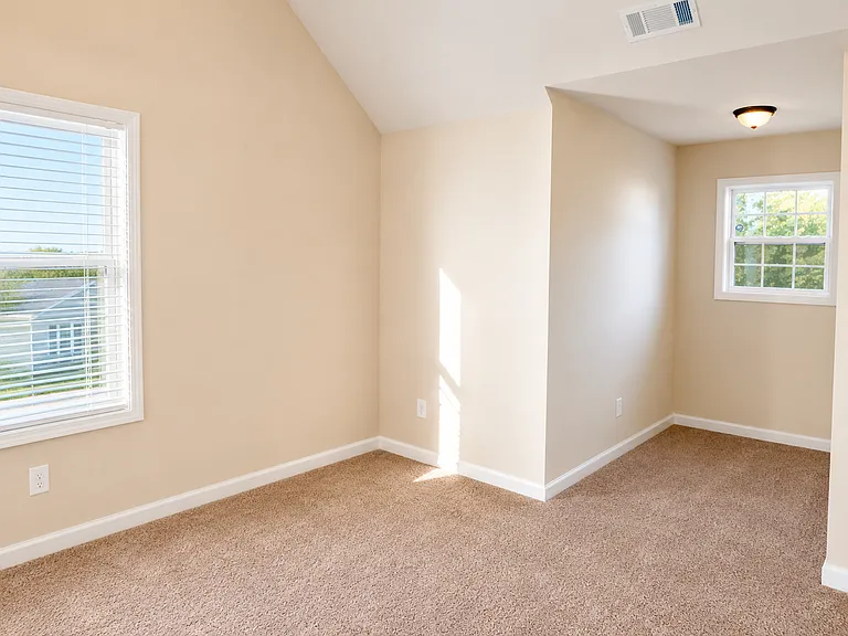 107 Truman Ct — Photo 11