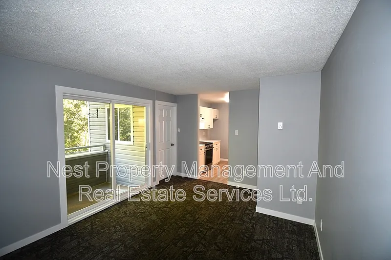 3030 McGill Cres #22