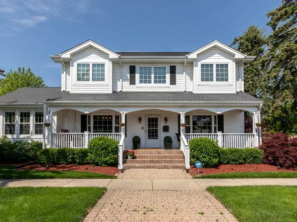 5901 Crain St, Morton Grove, IL 60053