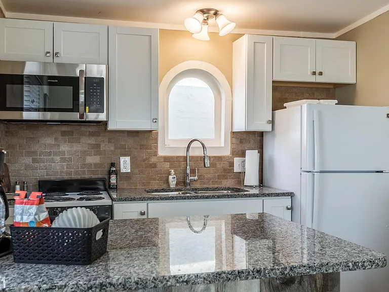 214 Sycamore St SE #1 — Photo 7