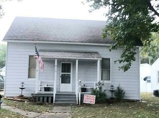 816 W State St, Mascoutah, IL