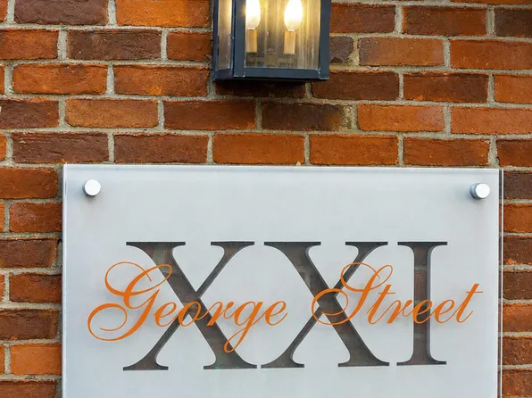 21 George St APT 303, Charleston, SC 29401
