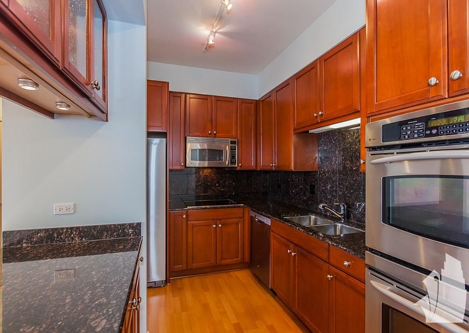 1st image of 1335 S Prairie Ave #24188
