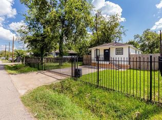 802 E 40th St, Houston, TX 77022