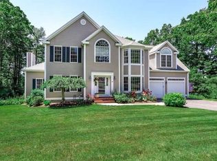 5 Sarsfield Rd, Franklin, MA 02038