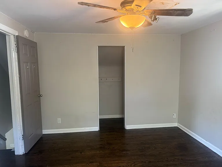 35 Parker Rd — Photo 5