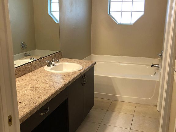 4th image of 14581 Lycastle Cir