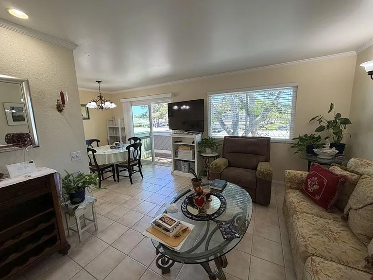 11177 Kelowna Rd #12 — Photo 3