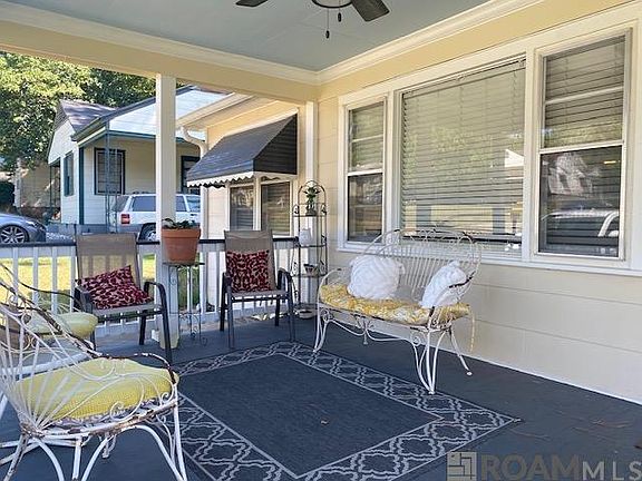 2nd image of 1224 Magnolia Ave