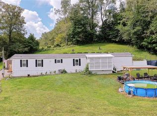 1725 Craft Creek Rd, Claysville, PA 15323