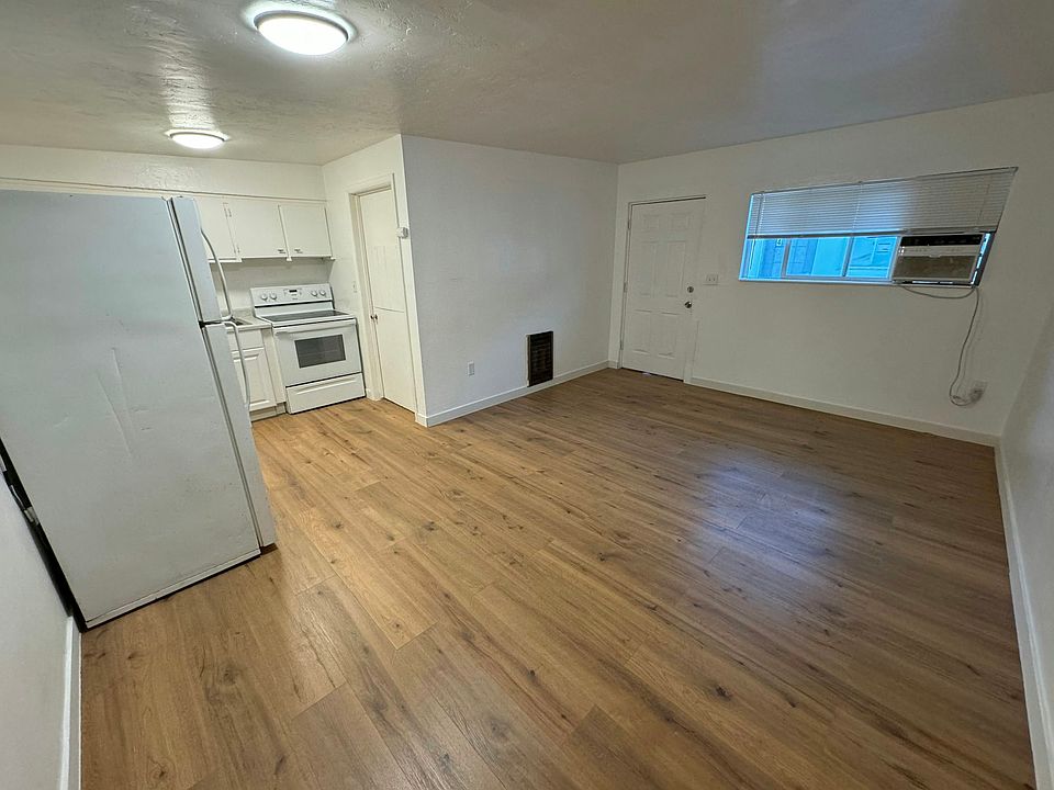 1st image of 1065 W Marina Dr #7