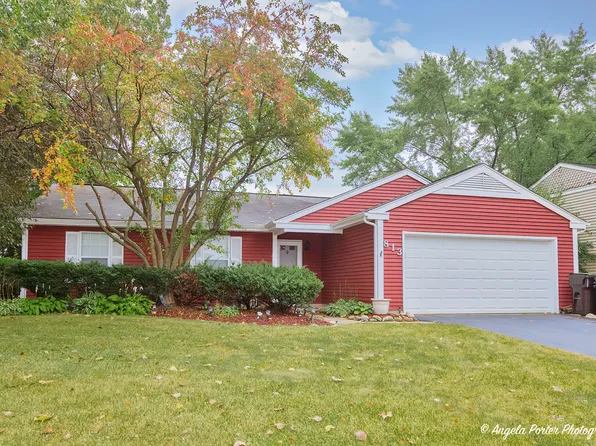 813 Lexington Ln, Island Lake, IL 60042